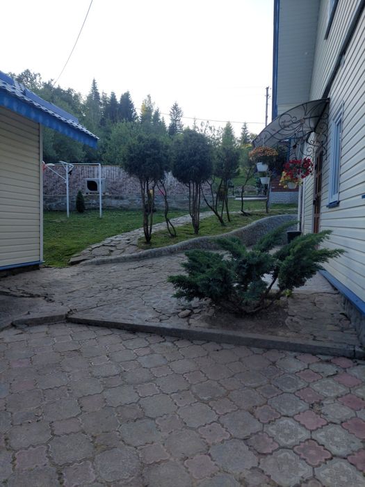 Здається житло село Плав'я