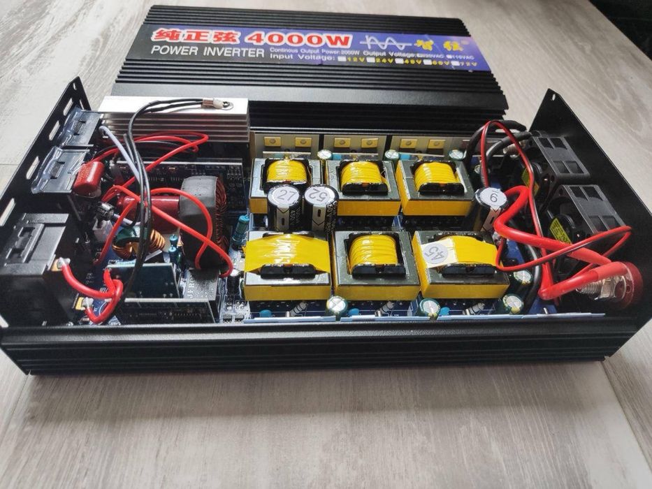 Інвертор Moexsiac 4000W Перетворювач напруги 12-220 V. 4000/2000 W