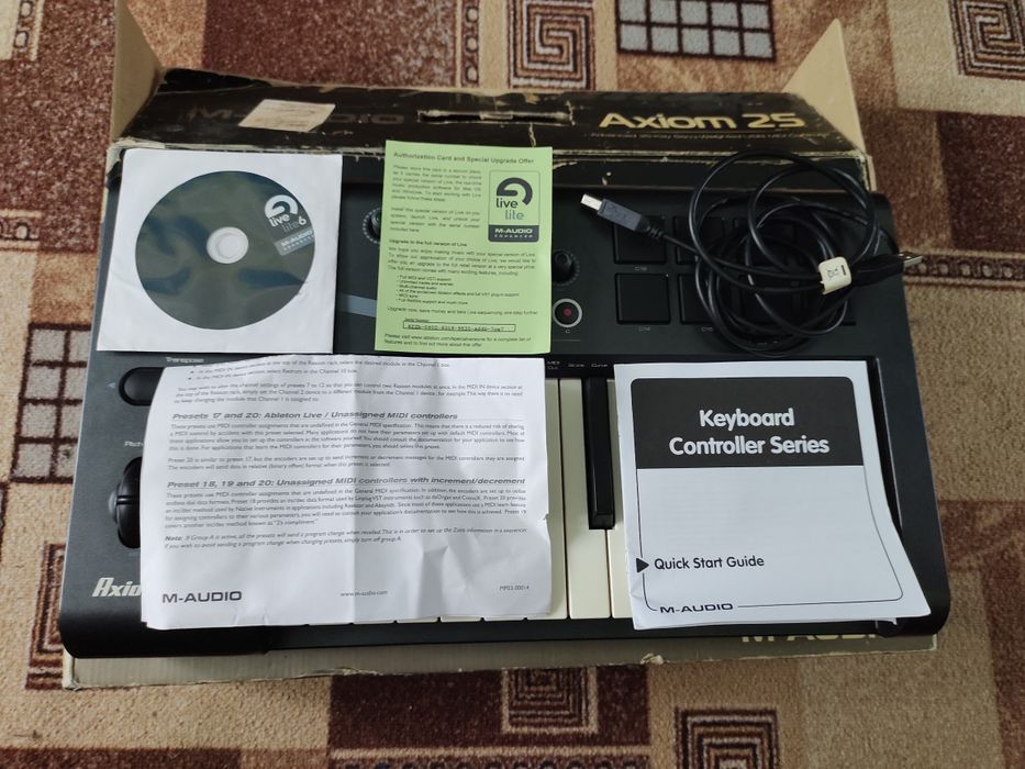 Midi клавіатура M-AUDIO Axiom 25