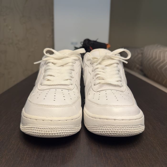 Nike Air Force 1 Low білі кросівки EUR 42 оригінал