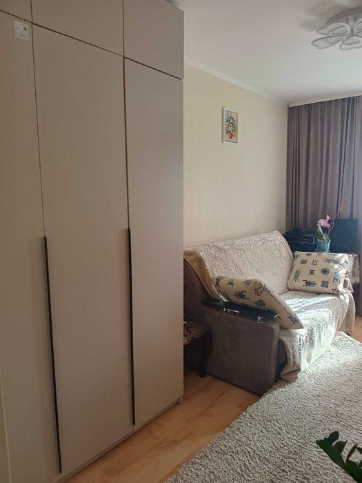 (3) Продам будинок в с. Хижинці 0756