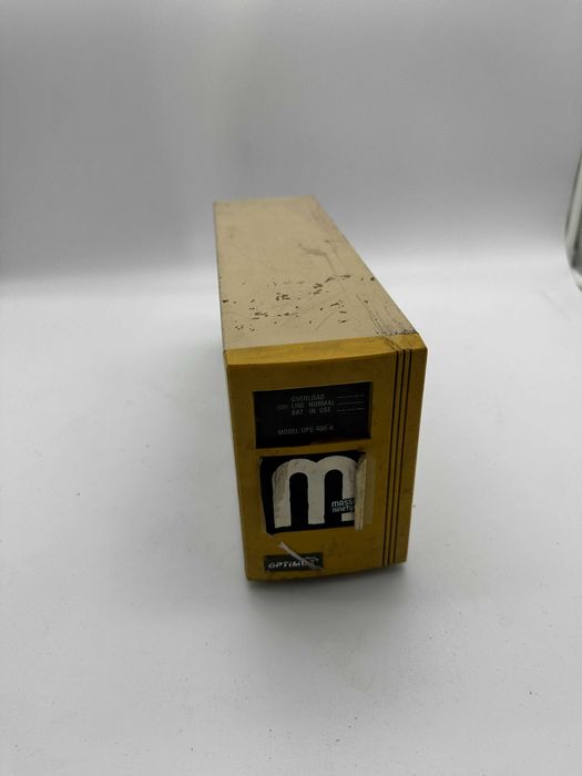 Zasilacz awaryjny magazyn energii optimus model UPS-400-A.