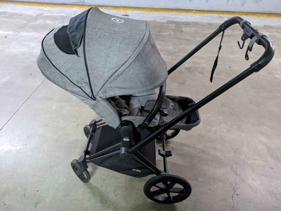 Carrinho Cybex Priam Platinum+ babycok Cloud Q plus