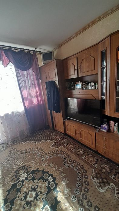 Продам квартиру 3-ох кімнатну Васильків Сонячна
