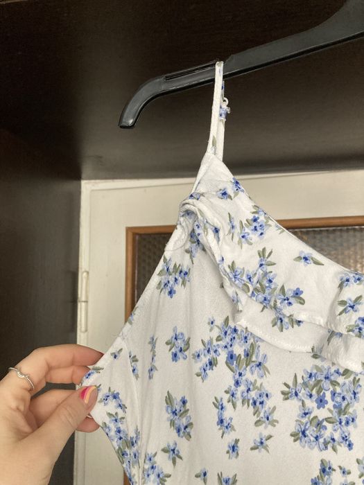 Sukienka w kwiaty - Sinsay, rozmiar XL