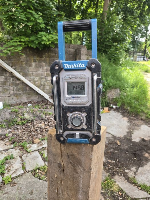 Radio Makita BT 18V