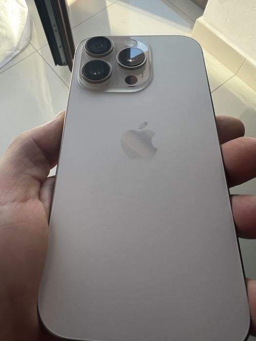 Iphone 16 Pro 128 gb Desert Titaniun Stan idealny 88%
