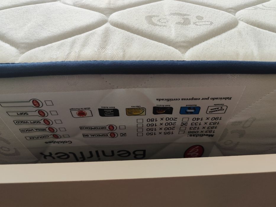 Cama de casal 140x190