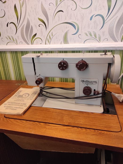 Продам швейна машинка і оверлок