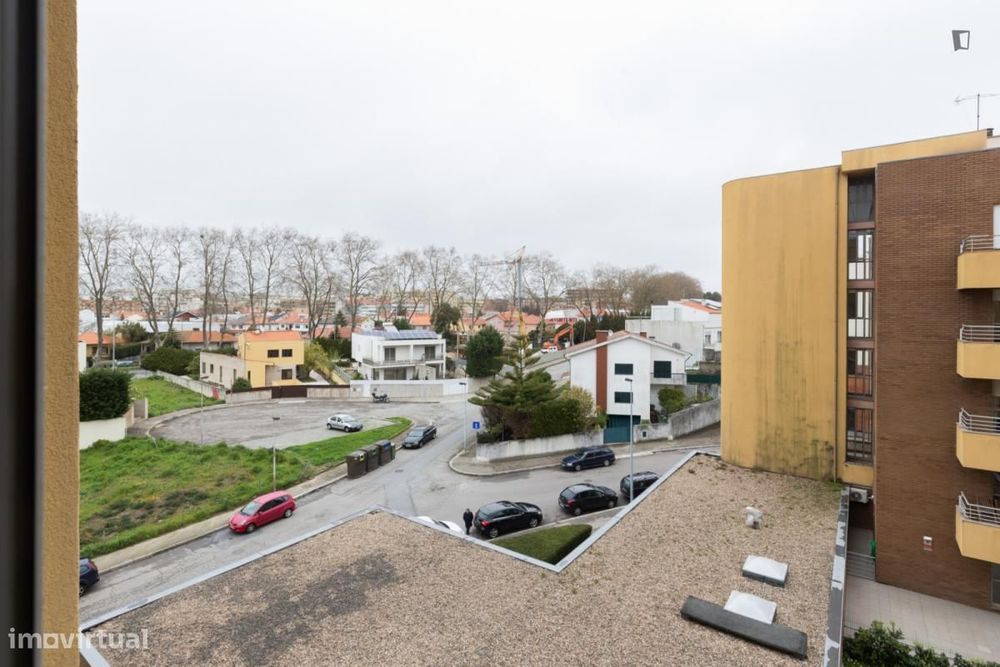 Apartamento com 1 quartos - localizado em Ramalde Porto