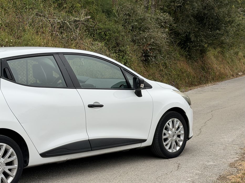Renault clio 4 comercial