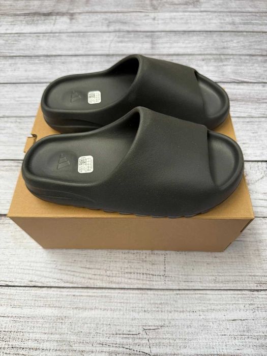 adidas Yeezy Slide Onyx R.42