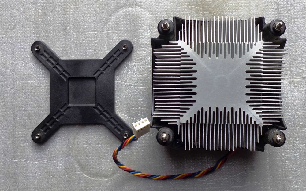 Охлаждение процессора 775  socket