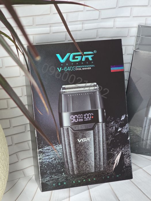 Професійний шейвер vgr 640s бритва для бороди і голови  електробритва