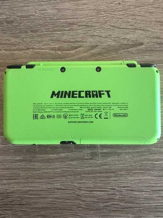 New Nintendo 2DS XL - Creeper Edition