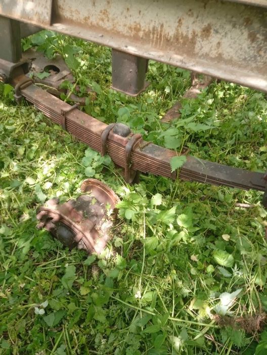 Продам причіп зіловський