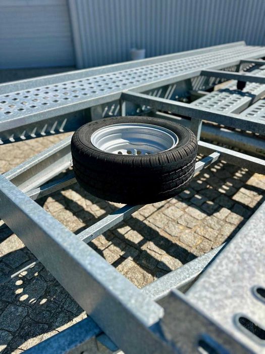 Atrelado porta-automóveis BLYSS - IVA dedutível