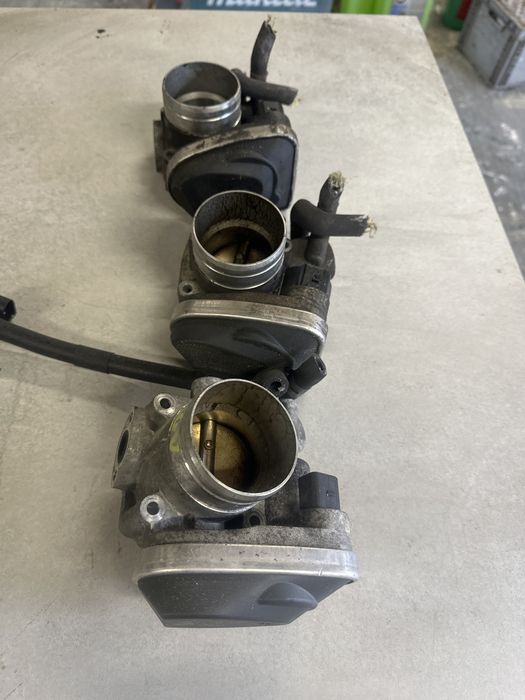 Przepustnica powietrza 06A 133 062 AB VW Audi Seat Skoda 1.6 MPI 102KM BGU BSE