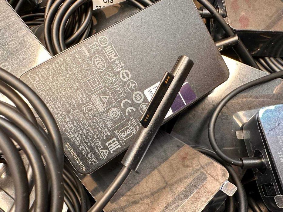 Блок живлення Microsoft Surface 1800 44W | 15V 2.58A | Pro 3 4 5 6 Laptop 2 6pin | High Copy