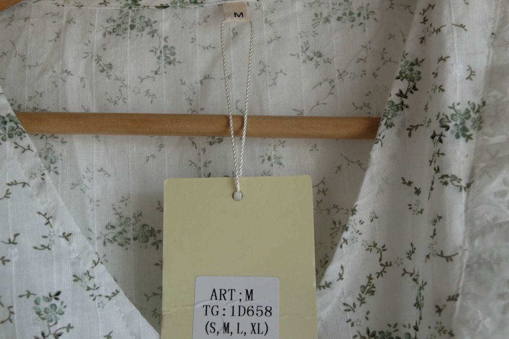 Túnica meia estação com Tema Floral