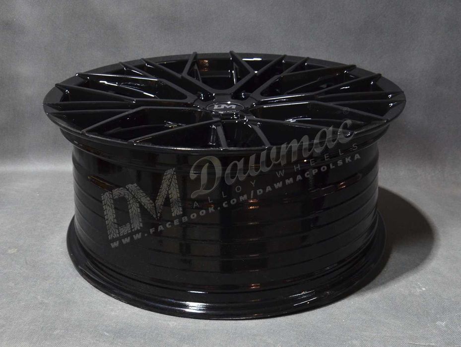 Felgi aluminiowe DM20 20" 8,5J ET35 5x108 Black