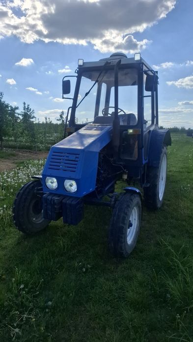 Продам трактор хтз2511