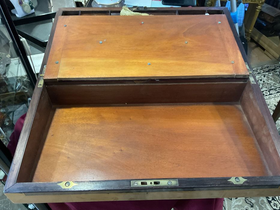 Caixa escritório inglês grande trabalhada 50x26x18  cm embutidos