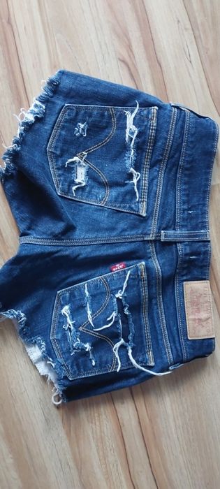Spodenki levis  fit