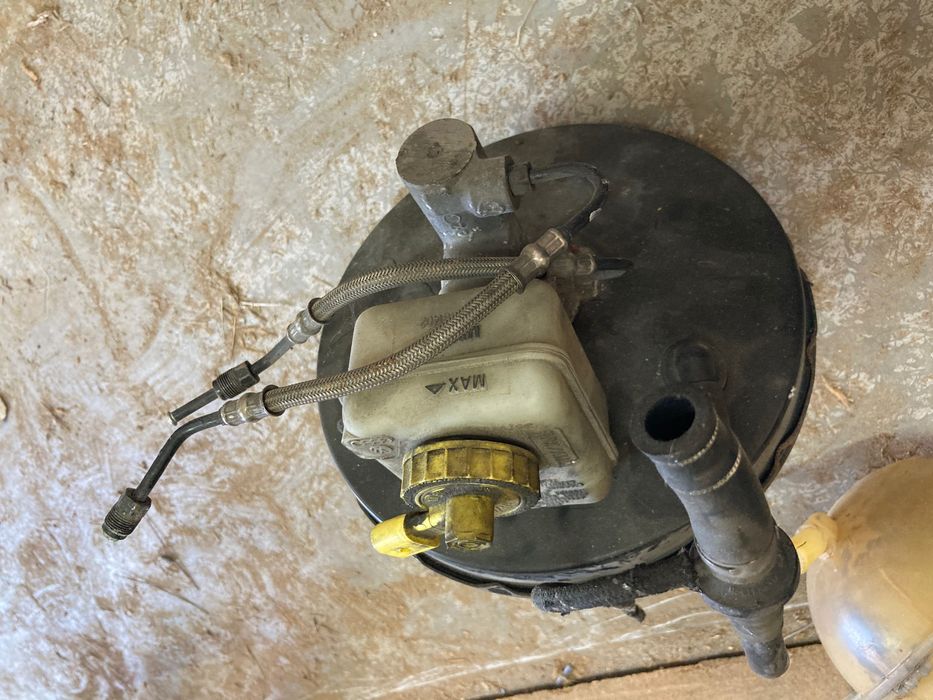 Servofreio com bomba  Audi A3 8l 1.9 TDi