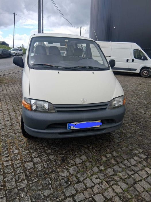 Carrinha Toyota Hiace