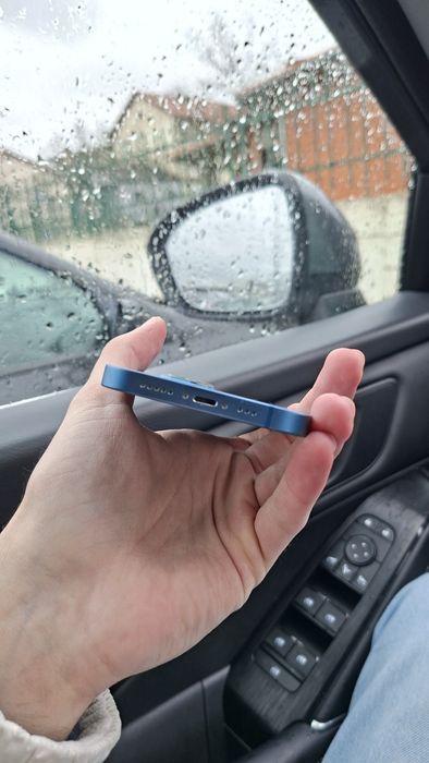 iPhone 13 – Como Novo | Bateria 100%