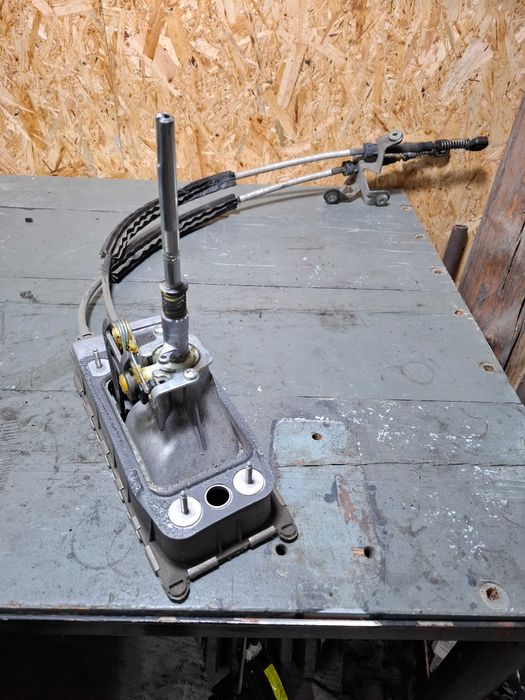 wybierak biegów lewarek golf caddy touran a3