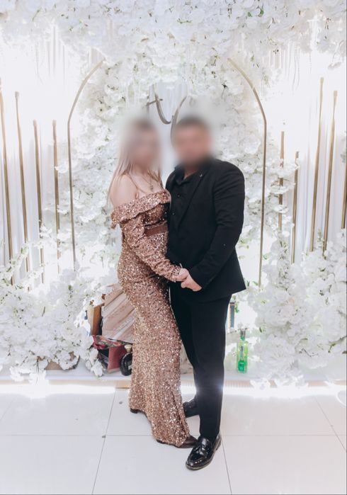 Вечірня сукня максі