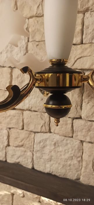 Люстра для гостиной