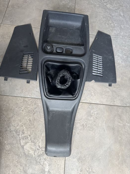 Центральная консоль Калина черная