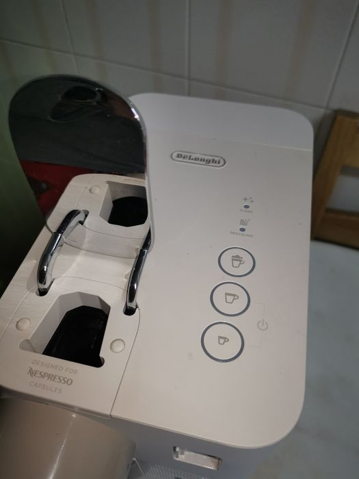 Delonghi Nespresso EN500 (Latissima One)