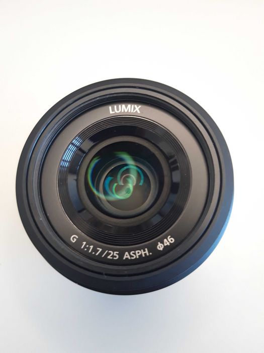 Lente Panasonic Lumix G 25mm f/1.7 ASPH - (como nova)