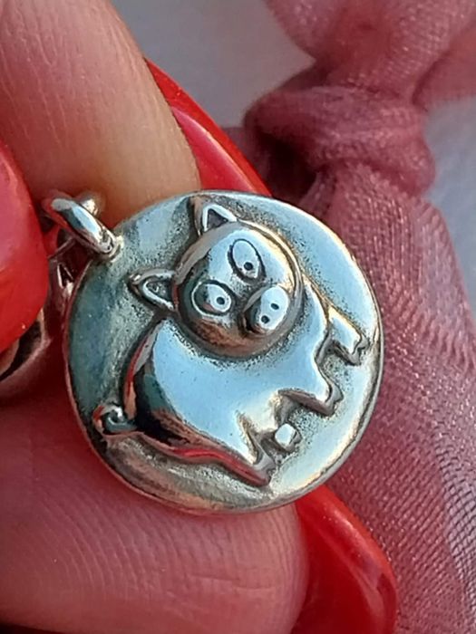 Pendente Pandora, signo chinês Porco