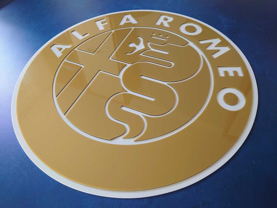 Alfa Romeo logo emblemat na ściane do garażu pokoju