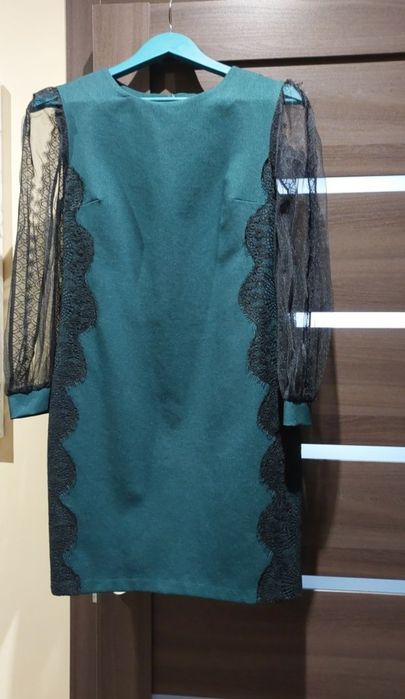 Плаття святкове .1000 грн. Зелене розмір 38, хс