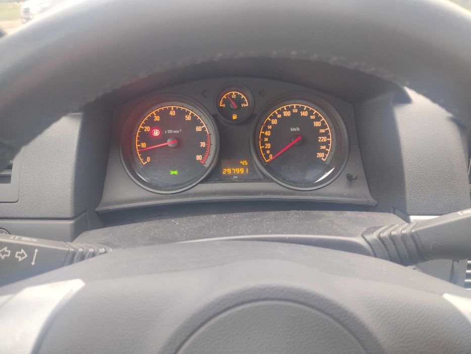 Opel astra model 2012 +lpg,klima,2x koła