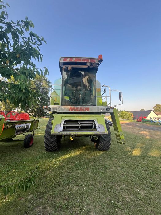 kombajn claas mega 202