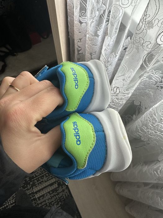 Кросівки adidas 25розмір оригінал