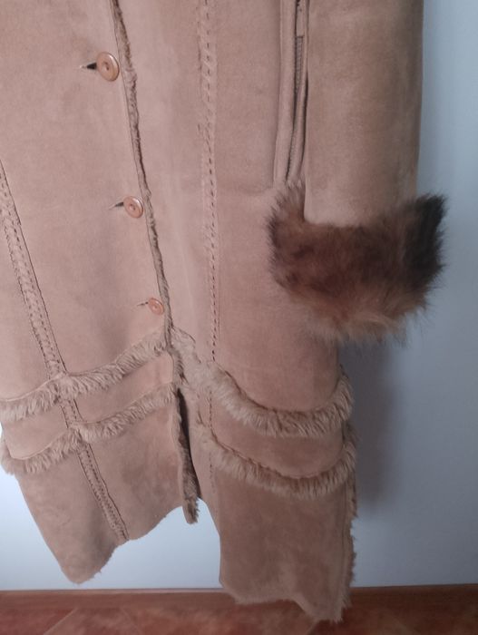 Kożuch damski camelowy