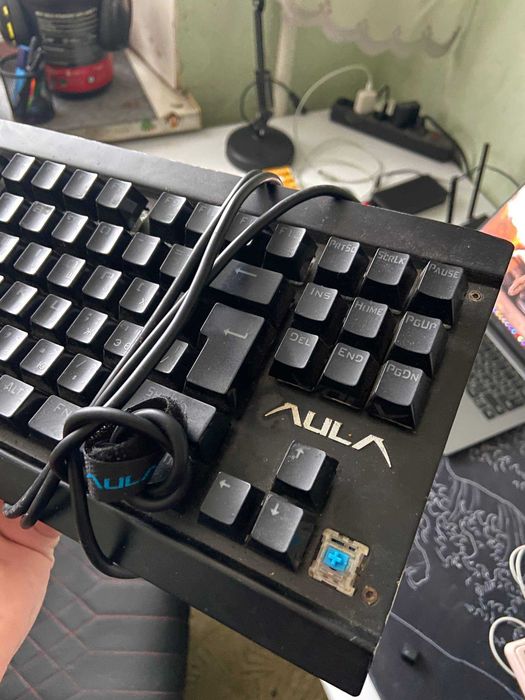 Механическая клавиатура AULA | под ремонт (залипают клавиши)