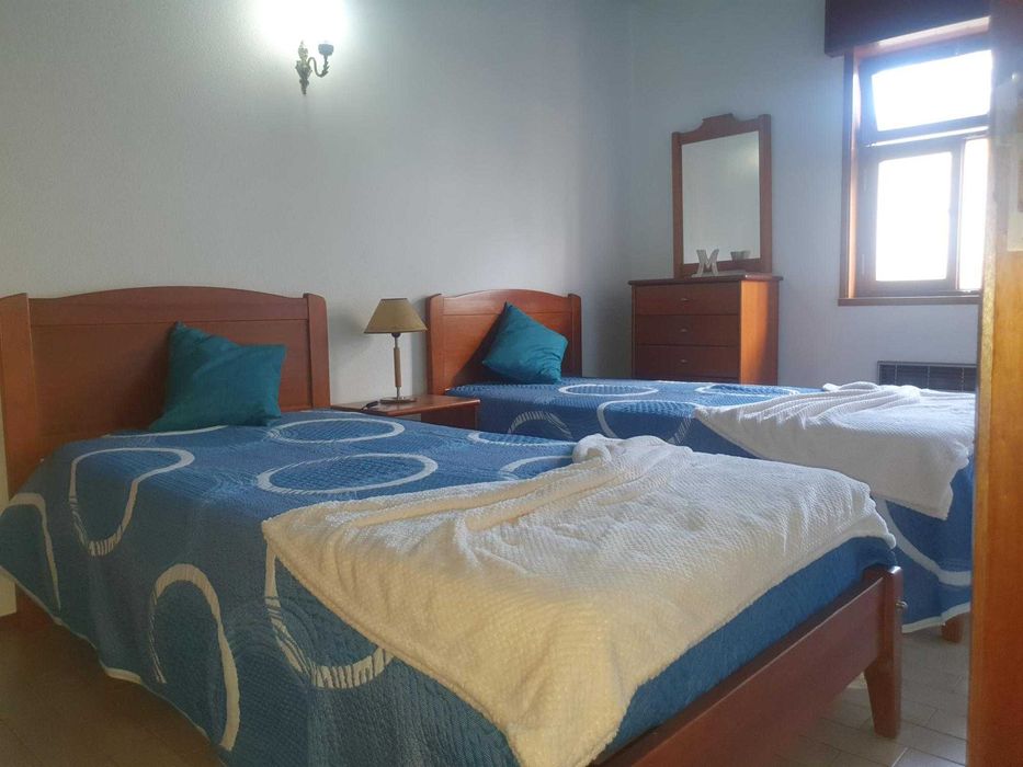 No Centro de Armação de Pera. E a 100 metros da Praia