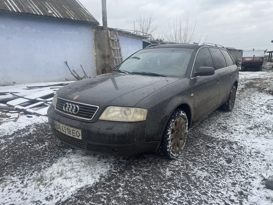 Продам Ауді та запасний кузов до неї