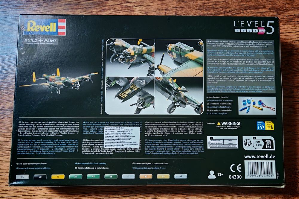 Avro Lancaster Revell 1/72 nowy