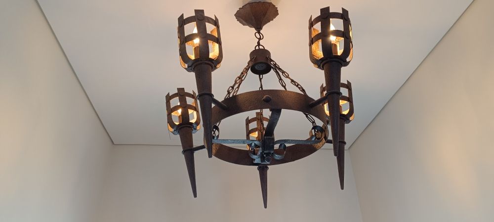 Candeiros estilo medieval
