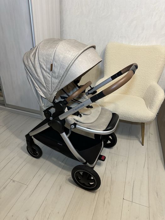 Коляска Maxi Cosi